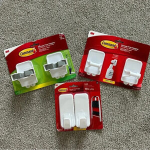 Command Bundle Broom / Spray Bottle / XL Hooks - White